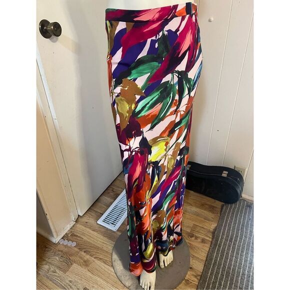 NWT $228 Trina Turk long Colorful “Piper” Silky Viscose Maxi Skirt Sz 2 - Picture 3 of 13